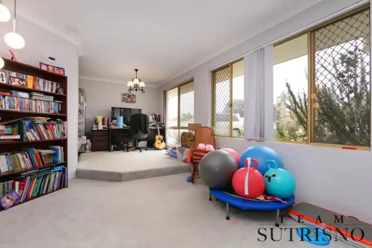 Sixth view of Homely house listing, 3 Gwalia Place, Bibra Lake WA 6163