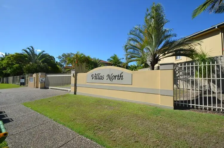 Main view of Homely townhouse listing, 2/191 Greenacre Drive, Arundel QLD 4214
