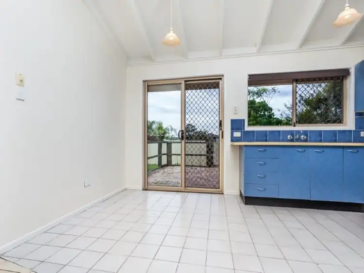 Fifth view of Homely house listing, 10 Ravenscraig Court, Kallangur QLD 4503