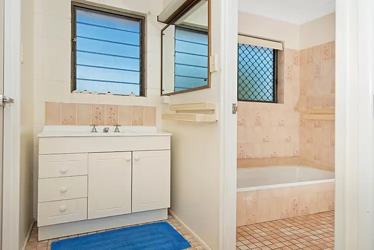 Sixth view of Homely house listing, 7 Norwich Court, Kirwan QLD 4817