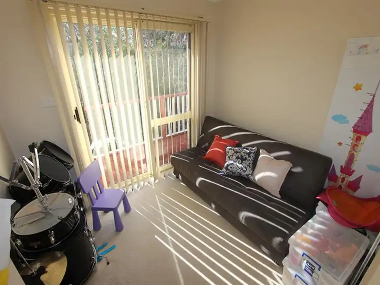 Fifth view of Homely house listing, 4 Madison Place, Berkeley Vale NSW 2261