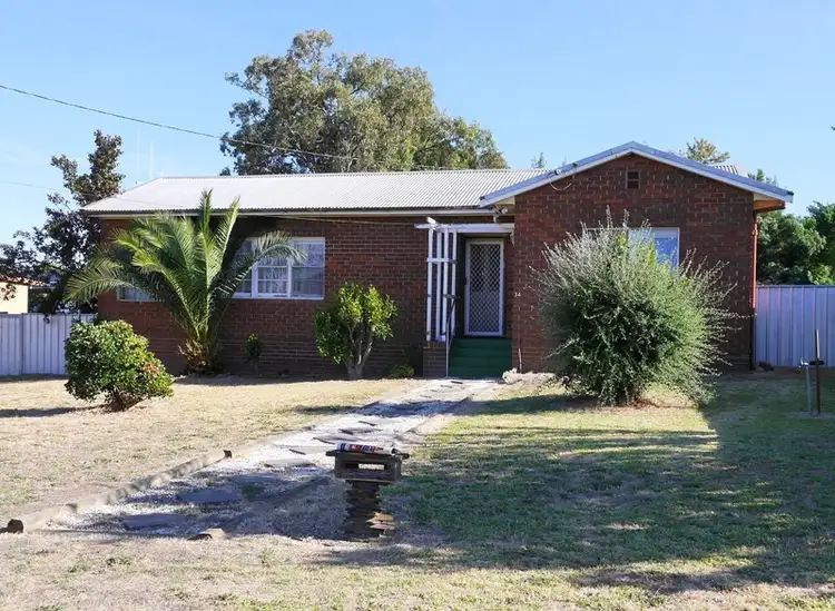 34 Courallie Street, Cowra NSW 2794