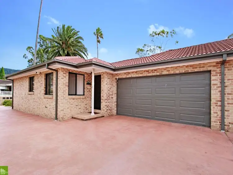 Main view of Homely villa listing, 1/3 Dawson Street, Balgownie NSW 2519