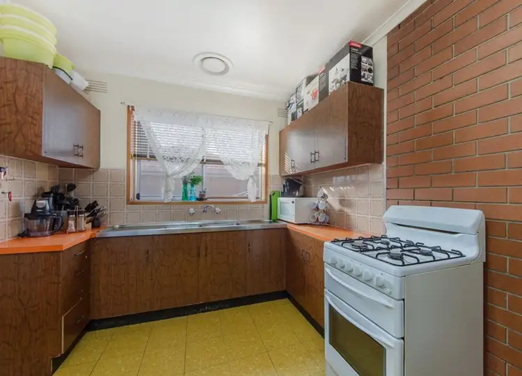 Fourth view of Homely unit listing, 1and2/52 Theodore Street, St Albans VIC 3021