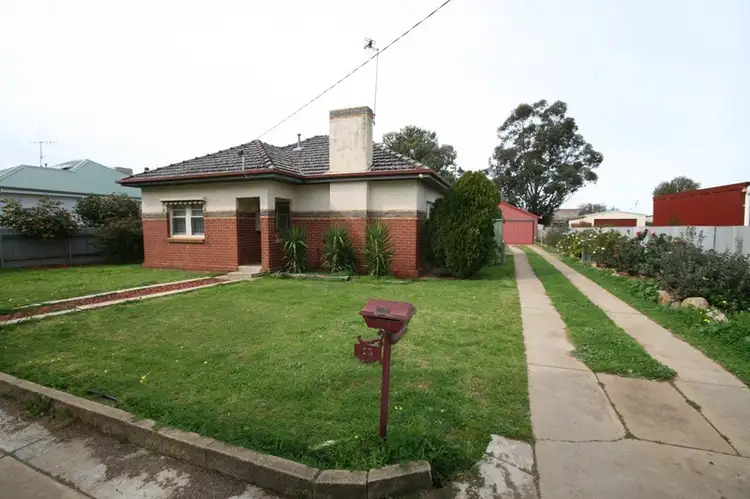 13 Edward Street, Rochester VIC 3561