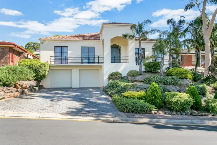 8 Courageous Avenue, Happy Valley SA 5159