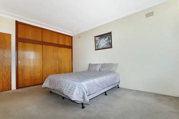 Fifth view of Homely house listing, 4 Dumfries Avenue, Mount Ousley NSW 2519