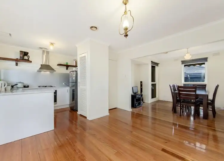 Fourth view of Homely house listing, 2 Bretton Court, St Albans VIC 3021