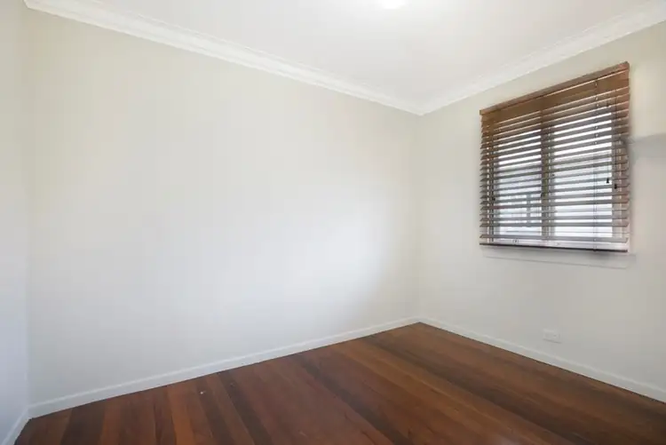 Sixth view of Homely unit listing, 2/18 Victor Street, Holland Park QLD 4121