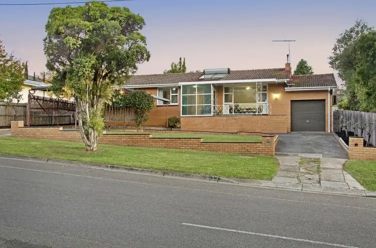 1 Carroll Road, Highton VIC 3216