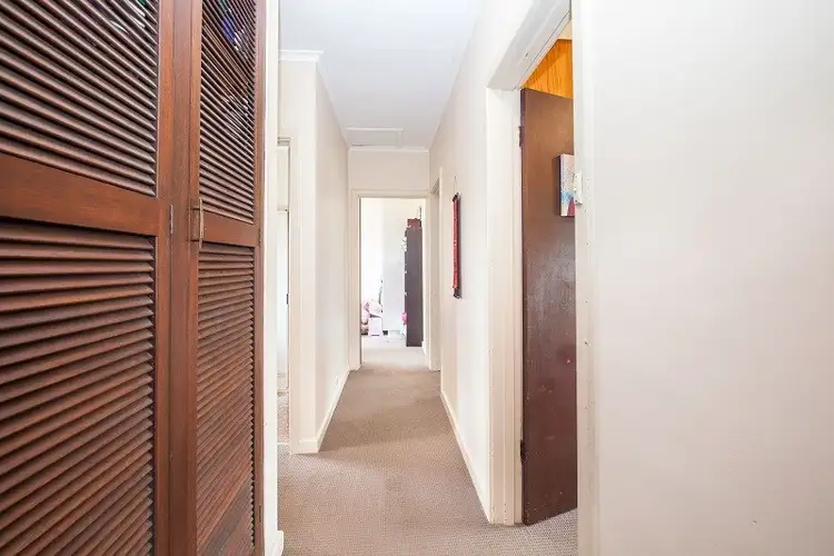 Fifth view of Homely house listing, 20 Lasiandra Crescent, Mount Gambier SA 5290