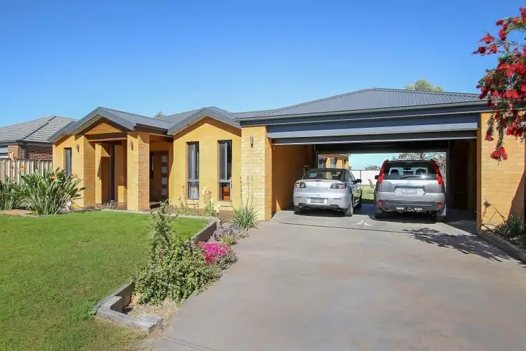 Second view of Homely house listing, 3 Muscat Court, Rutherglen VIC 3685