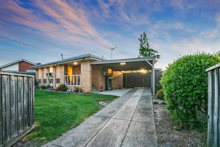 17 Wallowa Crescent, Frankston North VIC 3200