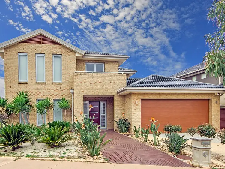 265 Sanctuary Lakes North Blv, Sanctuary Lakes VIC 3030