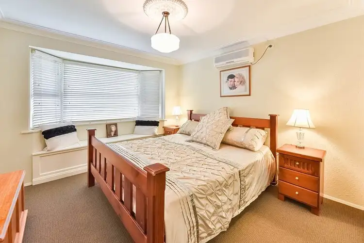 Seventh view of Homely house listing, 5 Athel Tree Crescent, Bradbury NSW 2560