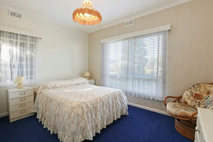 Fifth view of Homely house listing, 5 Karrin Court, Norlane VIC 3214