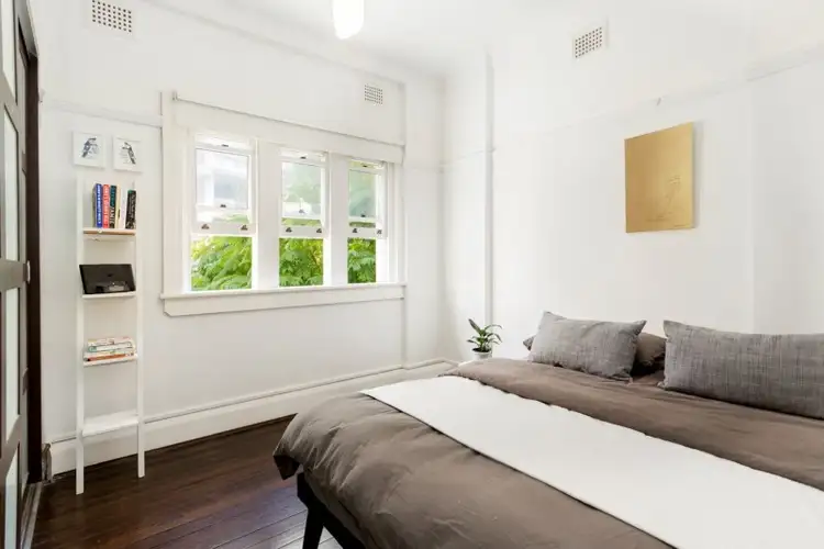 Third view of Homely apartment listing, 11/38 Roslyn Gardens, Rushcutters Bay NSW 2011