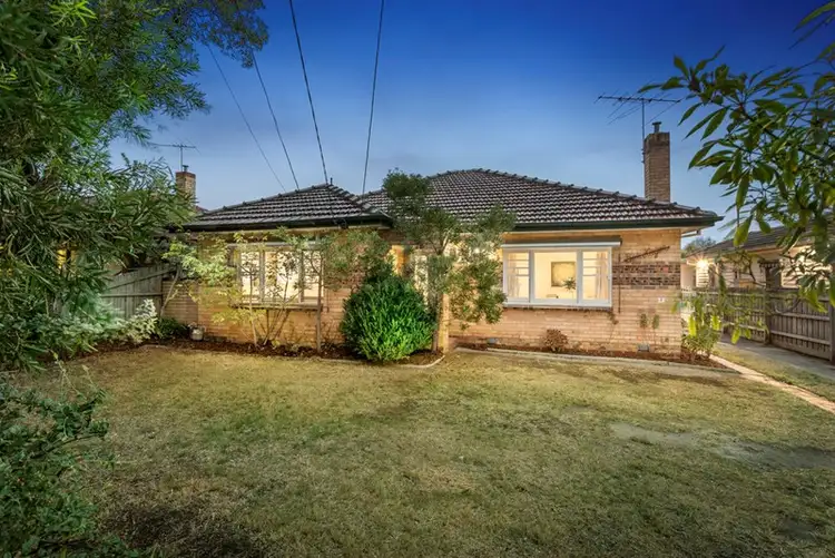 12 Beauford Street, Huntingdale VIC 3166