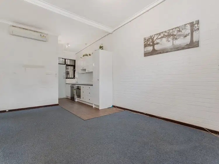 Fifth view of Homely unit listing, 4/70 Kent Street, Rockingham WA 6168