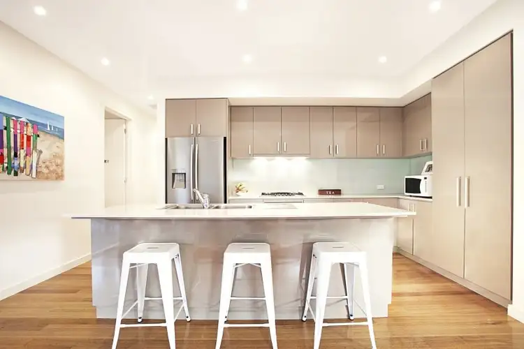 Second view of Homely house listing, 3/6 Russell Court, Mentone VIC 3194