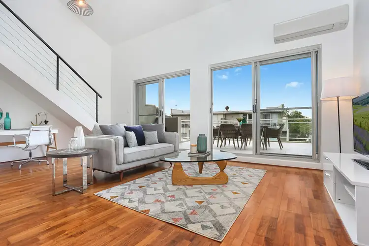 Main view of Homely apartment listing, 33/4 Gillespie Avenue, Alexandria NSW 2015