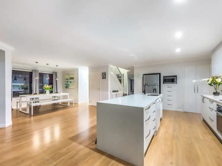 17 Kakadu Crescent, Underwood QLD 4119