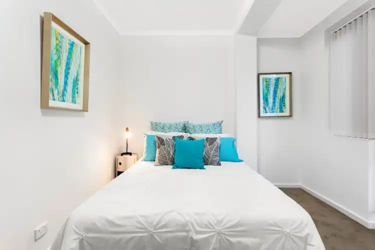 Fifth view of Homely apartment listing, 1/11 Rosstown Road, Carnegie VIC 3163