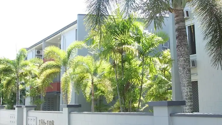 Unit 6/186 Lake Street, Cairns North QLD 4870