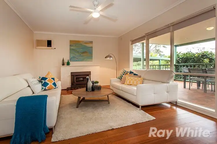 Second view of Homely house listing, 2 Allison Court, Vermont VIC 3133