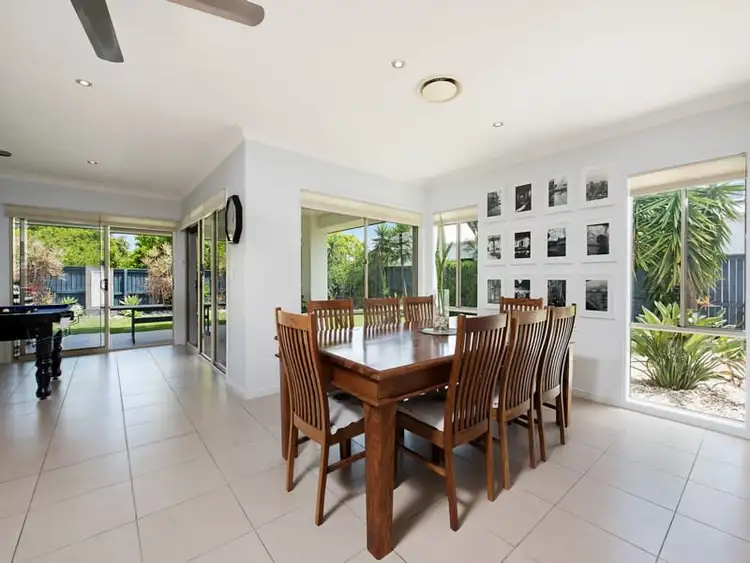 Seventh view of Homely house listing, 2 Castaway Court, Kawana Island QLD 4575