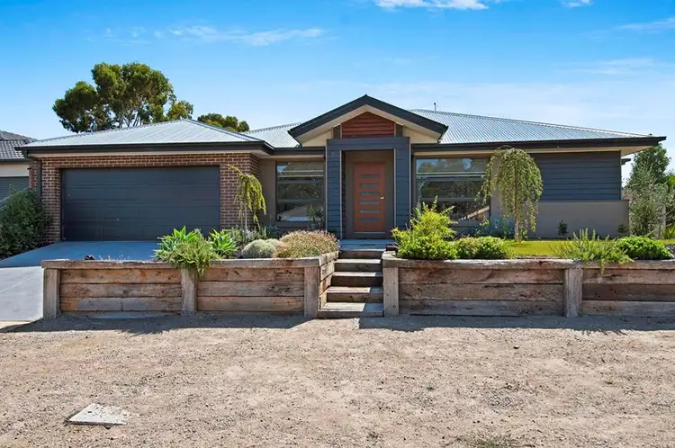 29 Kathleen Crescent, Tyabb VIC 3913