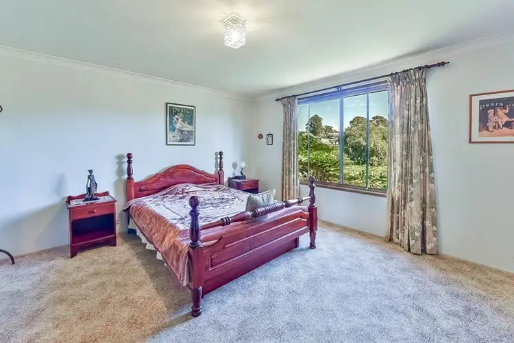 Sixth view of Homely house listing, 260 The Parkway, Bradbury NSW 2560