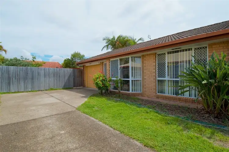 2/10 Coventry Court, Labrador QLD 4215