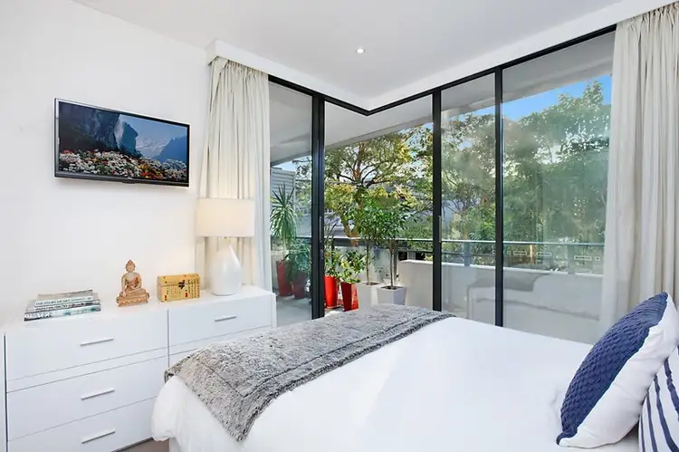 Third view of Homely apartment listing, 208/50 McLachlan Avenue, Darlinghurst NSW 2010