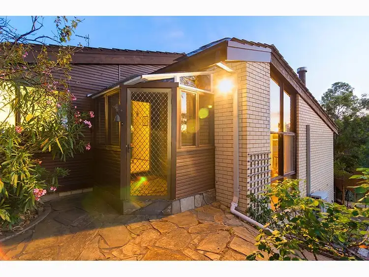 17 Ellis Avenue, Eden Hills SA 5050
