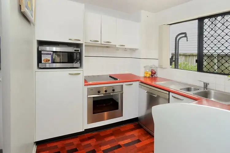 Fourth view of Homely unit listing, 3/47 Kent Street, Hamilton QLD 4007