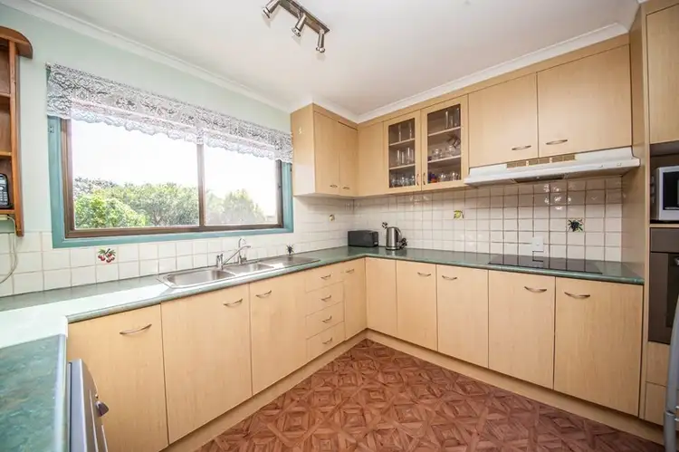 Seventh view of Homely house listing, 4 Queen Street, Dinmore QLD 4303