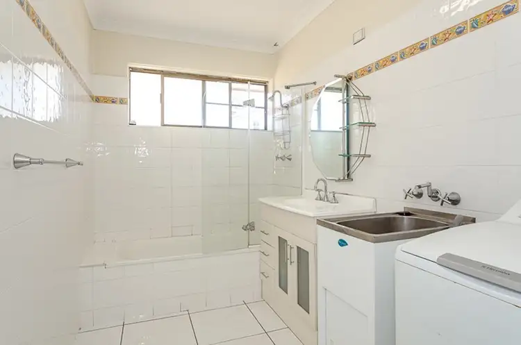 Seventh view of Homely unit listing, 5/16 Kent Street, West Gladstone QLD 4680