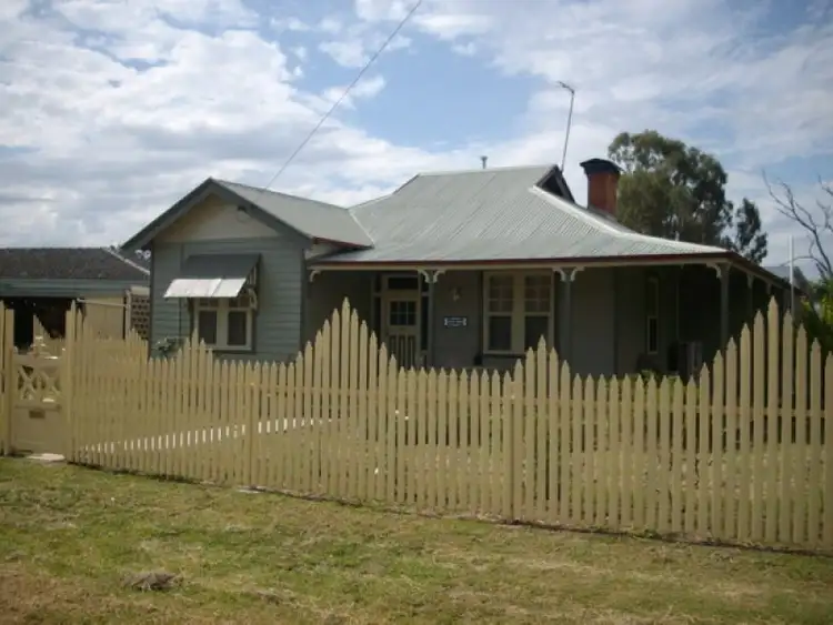 15 Sladen St East, Henty NSW 2658