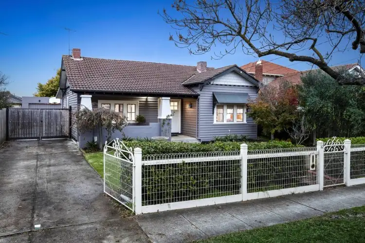 Second view of Homely house listing, 62 Dallas Avenue, Hughesdale VIC 3166