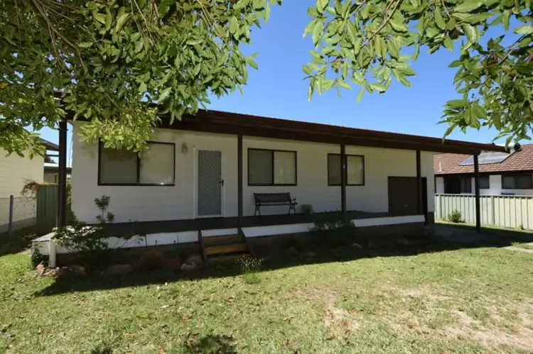 8 Goldsmith Road, Sussex Inlet NSW 2540