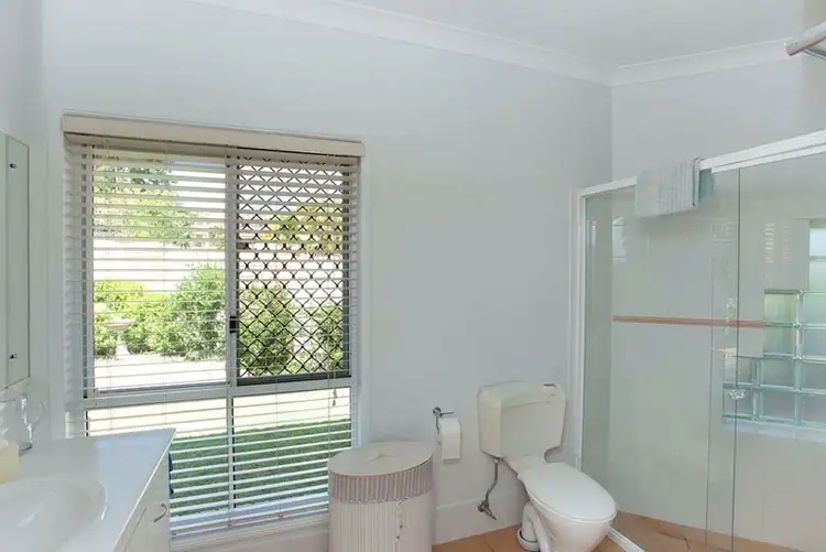 Seventh view of Homely house listing, 8 Oxford Close, Carindale QLD 4152