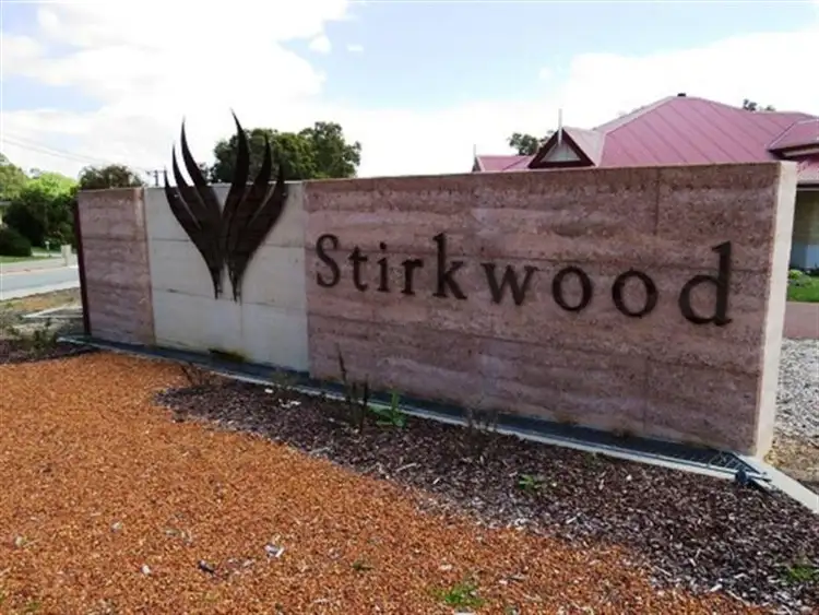 14 Woodview Retreat, Lesmurdie WA 6076
