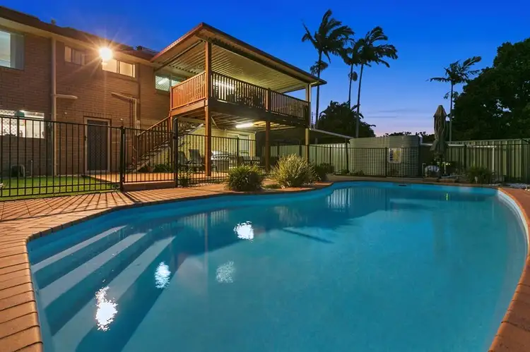 8 Juanita Street, Birkdale QLD 4159