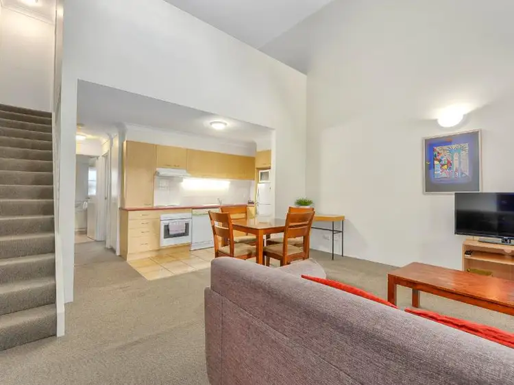 Second view of Homely apartment listing, 27 BIRLEY Street, Spring Hill QLD 4000