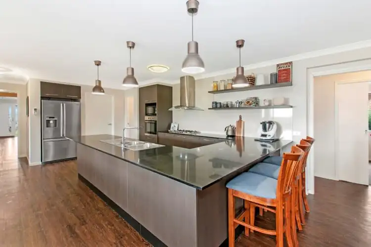 Fourth view of Homely house listing, 10 Matthews Court, Warrnambool VIC 3280
