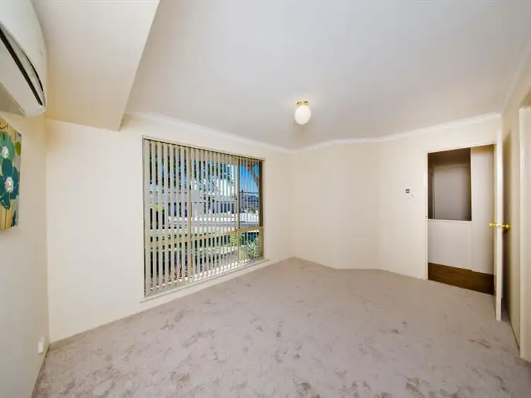 Sixth view of Homely house listing, 33 Whitcombe Way, Alexander Heights WA 6064