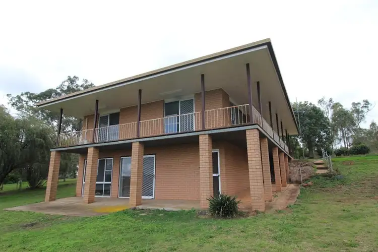 8 Queen Street, Southbrook QLD 4363
