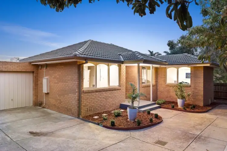 2/16 Lanham Street, Oakleigh East VIC 3166