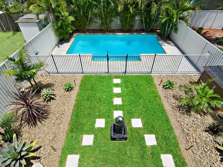 22 Sixth Avenue, Palm Beach QLD 4221